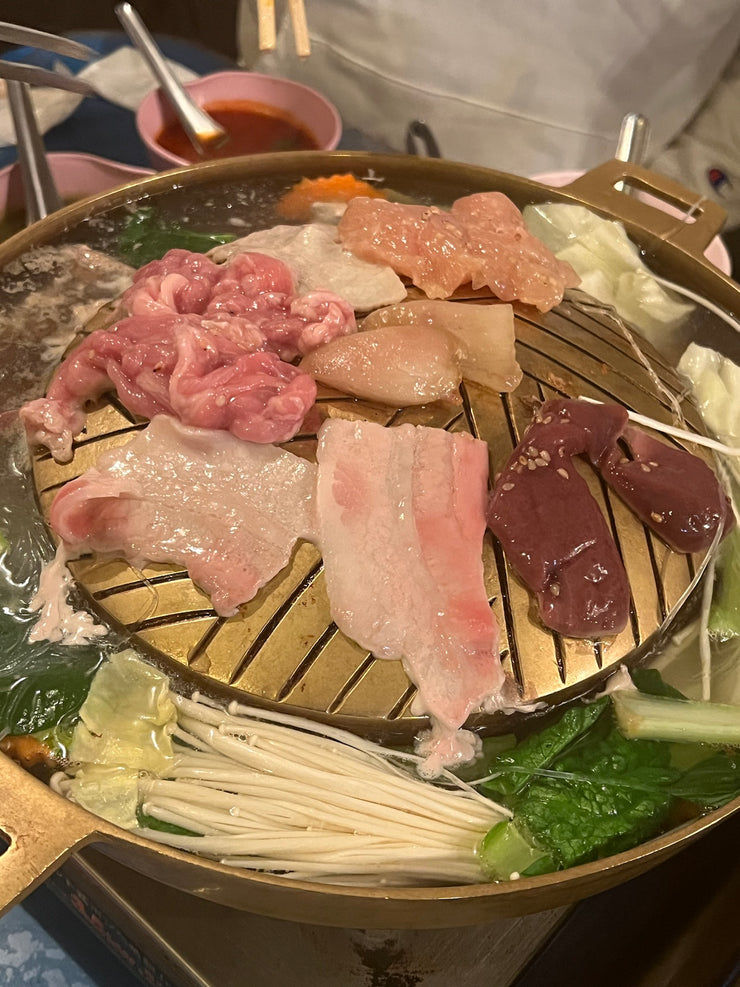 タイの鍋文化★タイ式焼肉鍋『ムーガタ』