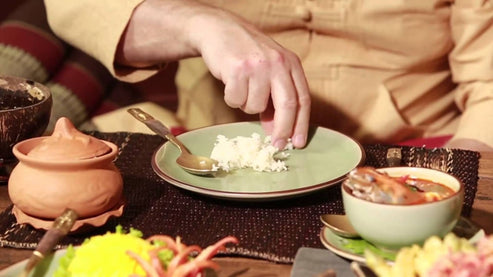 タイ人の食べ方　現在と昔を比べてみました