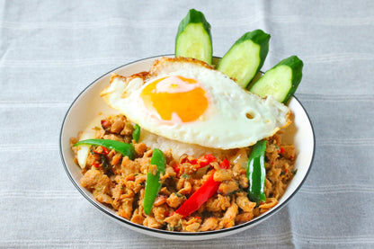 ガパオガイ（鶏ひき肉のバジル炒め）กะเพราไก่