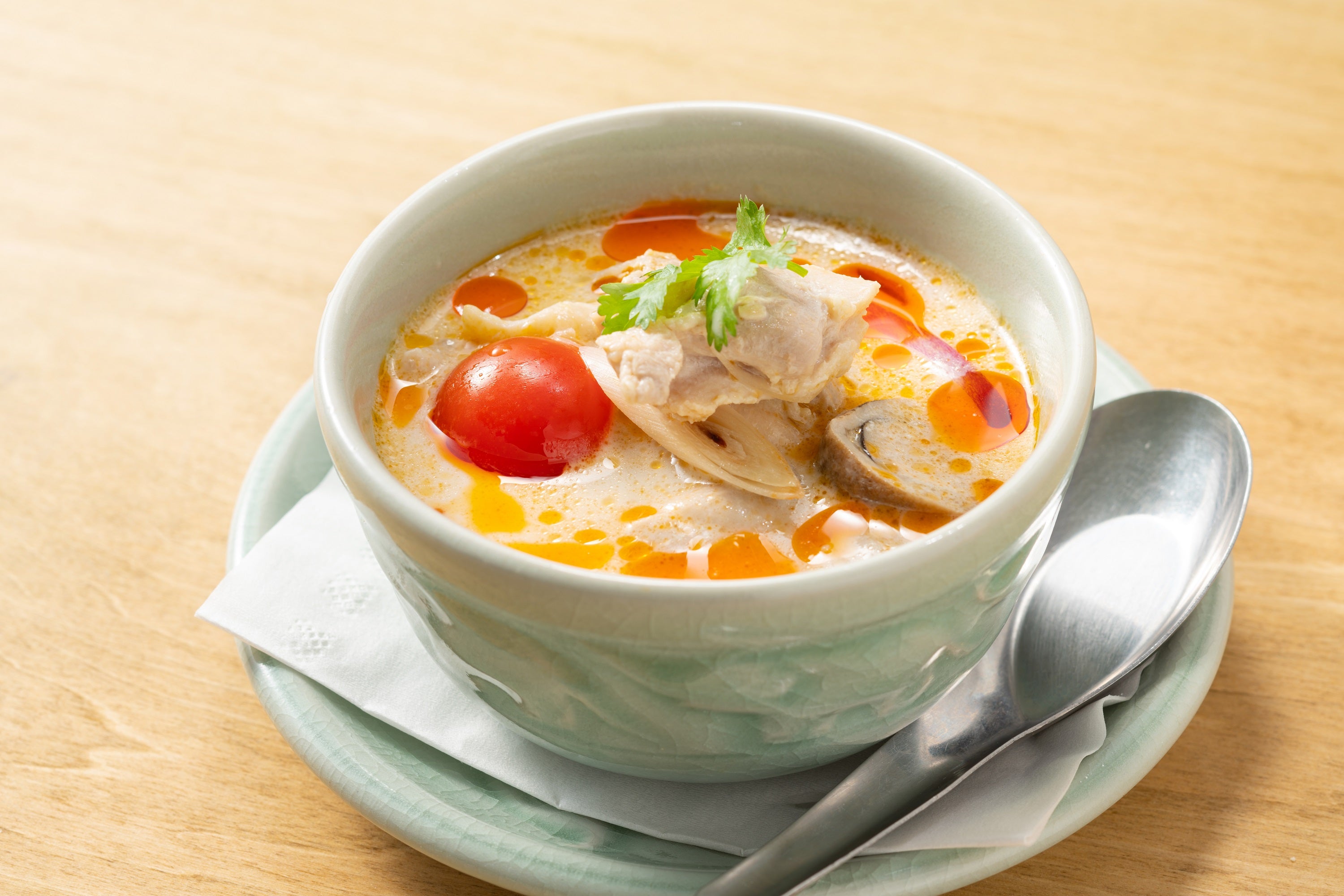 セラドン焼】おわん（Φ11cm） – タイの食卓 スースーデリ